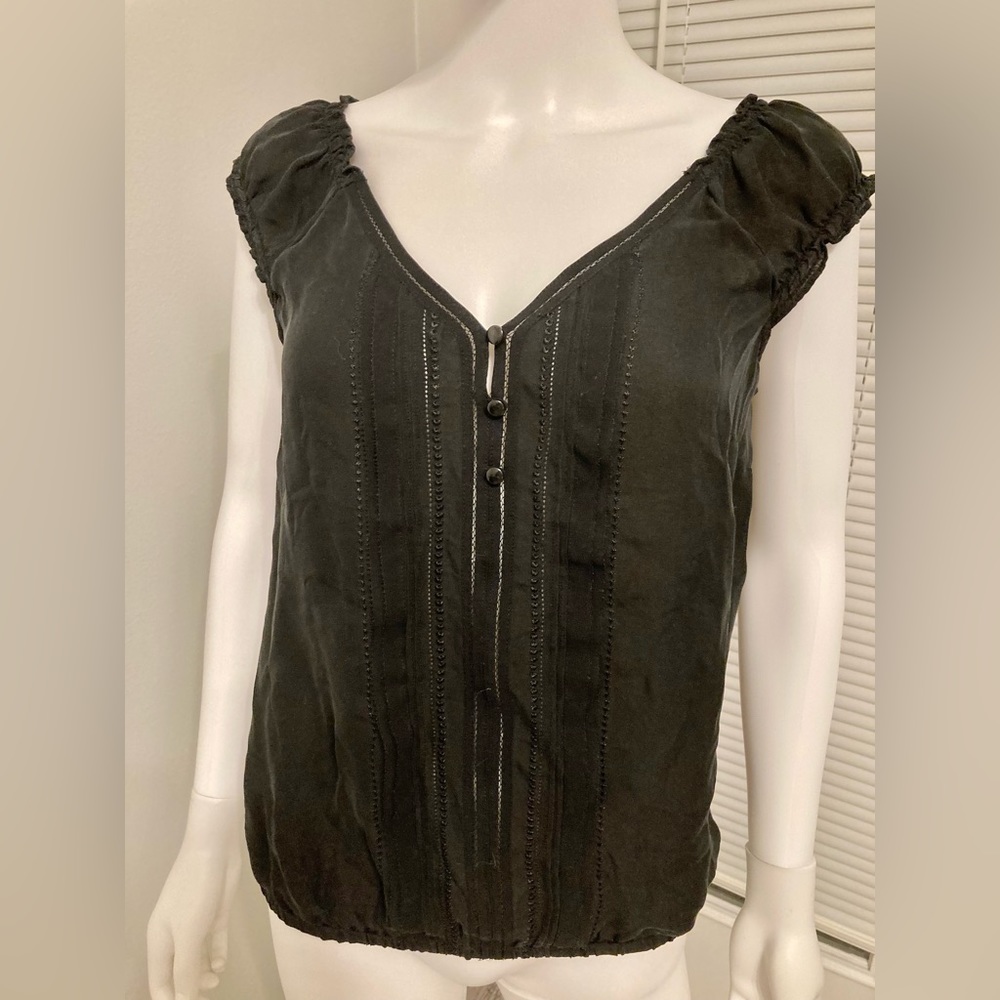 White House black market black silk shirt short sleeve button embroidered SZ- M - Picture 5 of 7